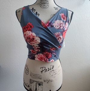 🆕 Mama on Tap handmade floral crop top summer festival concert vaca_ medium